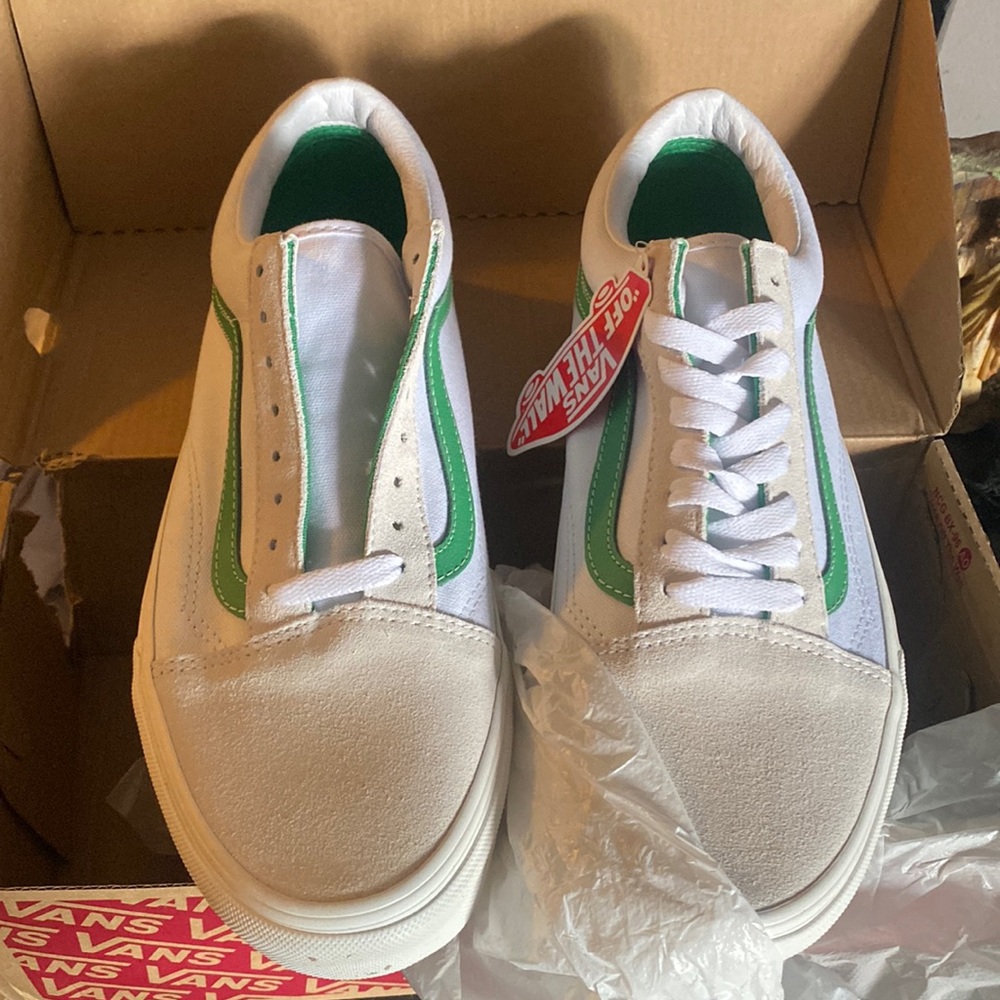 Vans Men’s Size 10 white green and tan